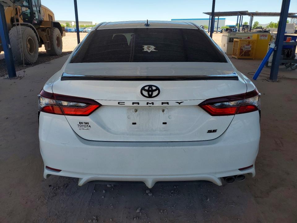 Продажа на аукционе авто 2021 Toyota Camry, vin: 4T1G11AK1MU458562, номер лота: 85609465