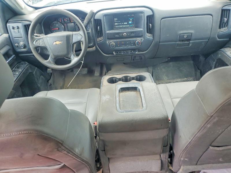 56649826 :رقم المزاد ، 1GC5CYCY0JZ196211 vin ، 2018 Chevrolet Silverado مزاد بيع