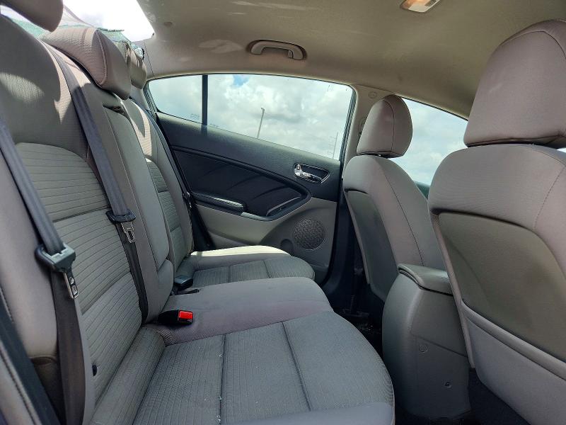 2015 Kia Forte მანქანა იყიდება აუქციონზე, vin: KNAFX4A61F5270735, აუქციონის ნომერი: 56159256