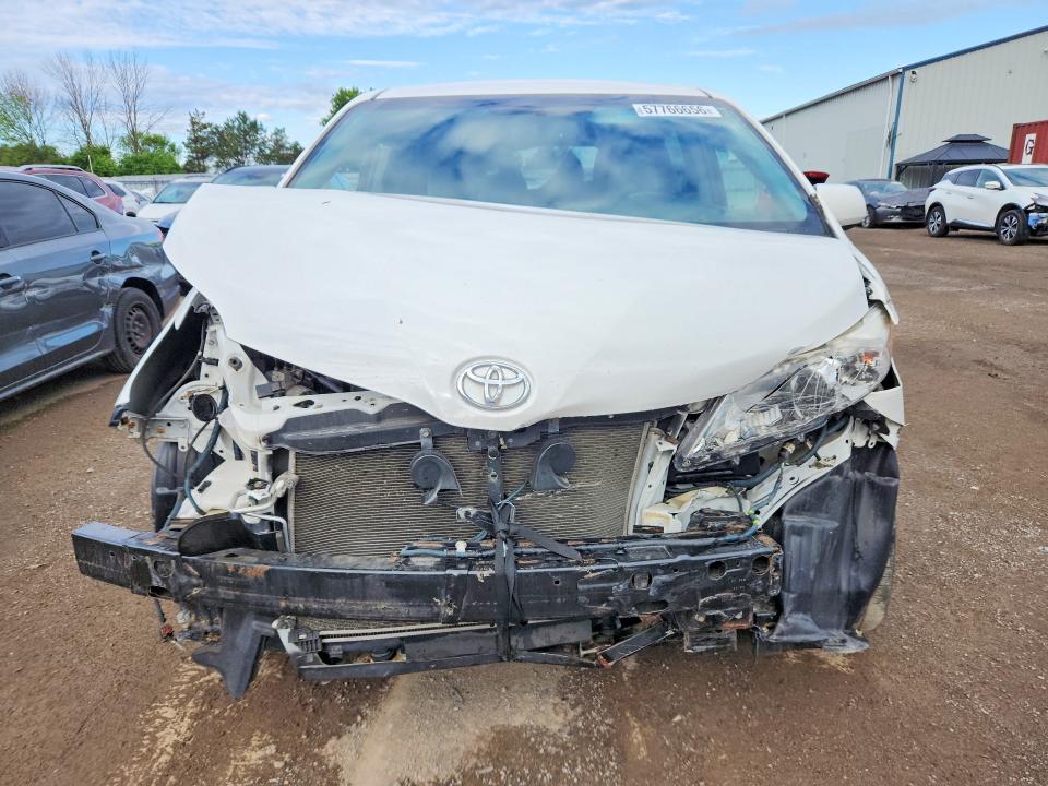 Aukcja sprzedaży 2017 Toyota Sienna, vin: 5TDJZ3DC9HS185870, numer aukcji: 57766656
