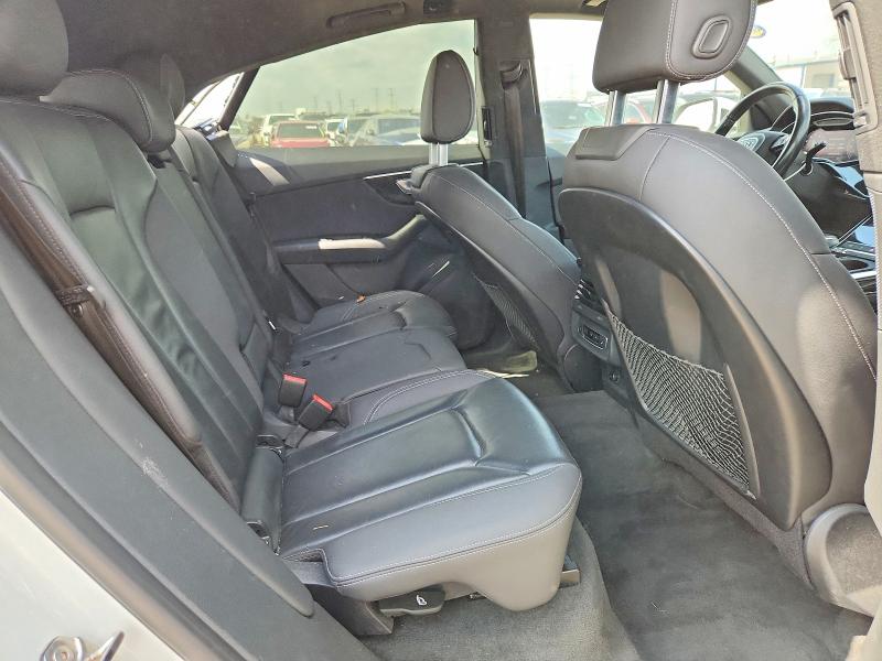57831476 :رقم المزاد ، WA1AVAF1XKD019768 vin ، 2019 Audi Q8 مزاد بيع
