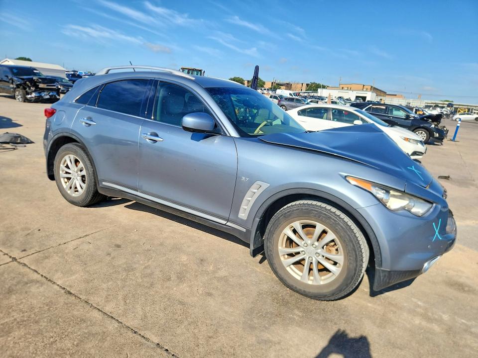 57139536 :رقم المزاد ، JN8CS1MU7HM140551 vin ، 2017 Infiniti Qx70 مزاد بيع