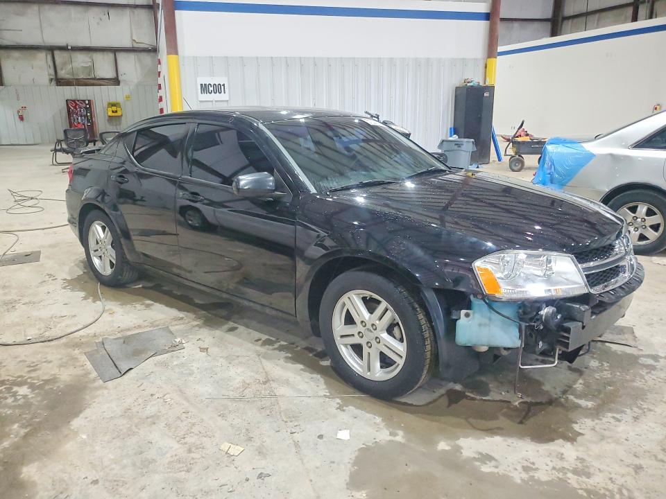 57037276 :رقم المزاد ، 1C3CDZCB4EN163798 vin ، 2014 Dodge Avenger مزاد بيع