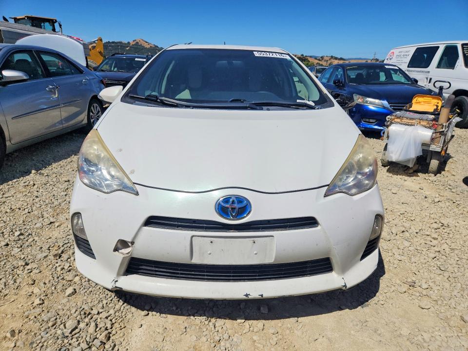2013 Toyota Prius C მანქანა იყიდება აუქციონზე, vin: JTDKDTB39D1057349, აუქციონის ნომერი: 55372116