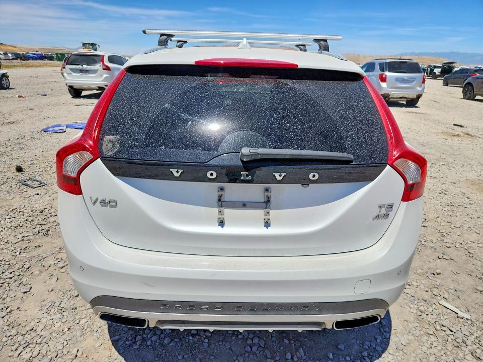 Продажа на аукционе авто 2016 Volvo V60 Cross Country, vin: YV4612HK7G1003343, номер лота: 58063726