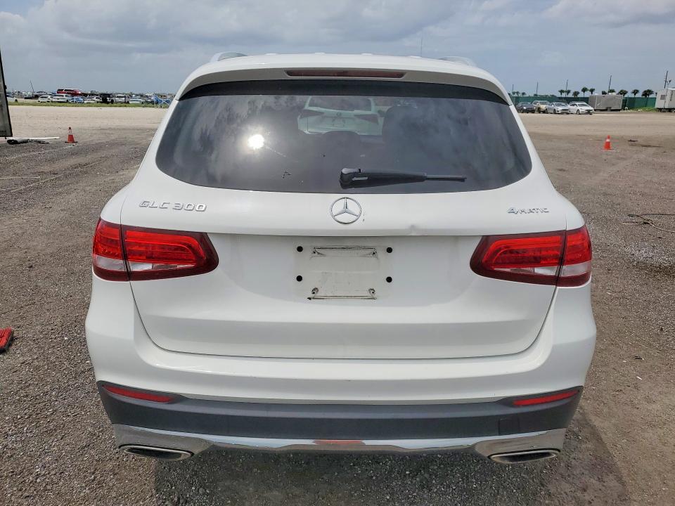 55389456 :رقم المزاد ، WDC0G4KB8HV013458 vin ، 2017 Mercedes-benz Glc مزاد بيع