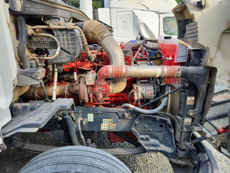57902676 :رقم المزاد ، 1XPBA48X2JD478315 vin ، 2018 Peterbilt 579 مزاد بيع