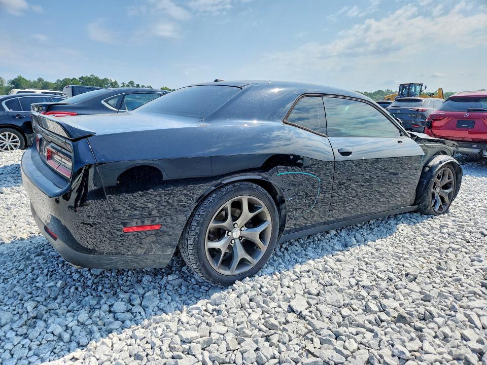 2015 Dodge Challenger მანქანა იყიდება აუქციონზე, vin: 2C3CDZAT1FH710015, აუქციონის ნომერი: 58913726