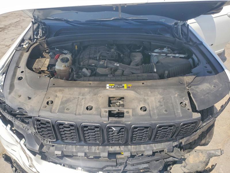 55701906 :رقم المزاد ، 1C4RJKBG8N8599832 vin ، 2022 Jeep Grand Cherokee مزاد بيع
