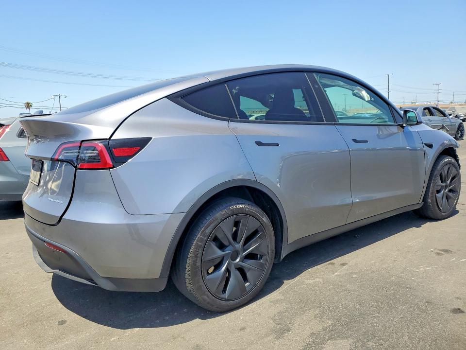 Продажа на аукционе авто 2024 Tesla Model Y, vin: 7SAYGDEE3RA325251, номер лота: 56825356