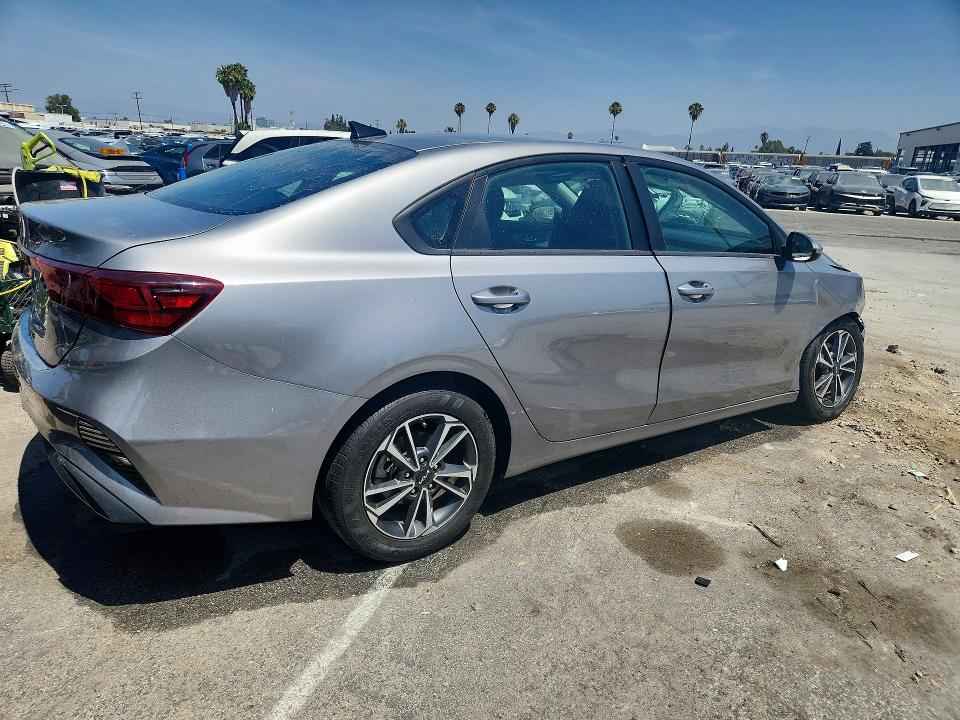 55278986 :رقم المزاد ، 3KPF24AD3RE736836 vin ، 2024 Kia Forte مزاد بيع