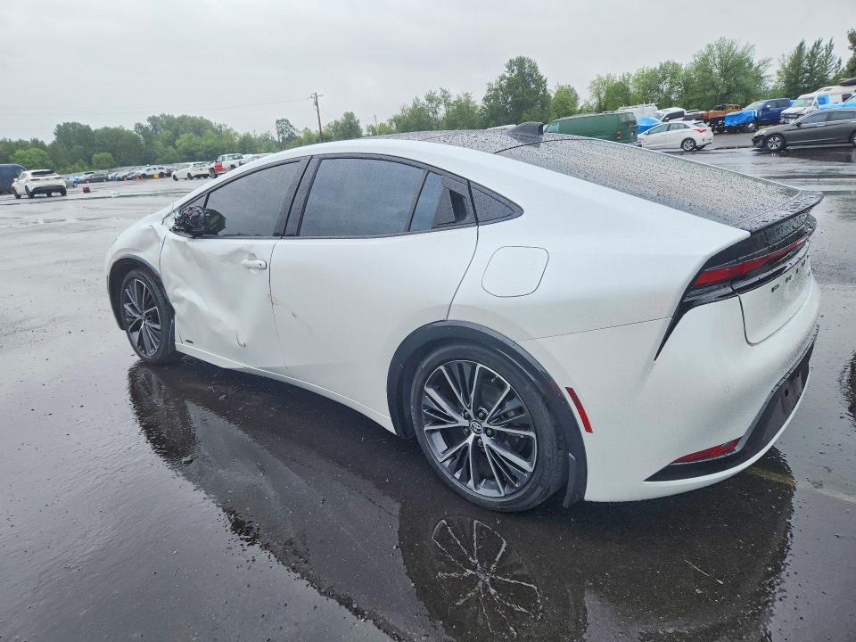 56181326 :رقم المزاد ، JTDADABU8R3019177 vin ، 2024 Toyota Prius مزاد بيع