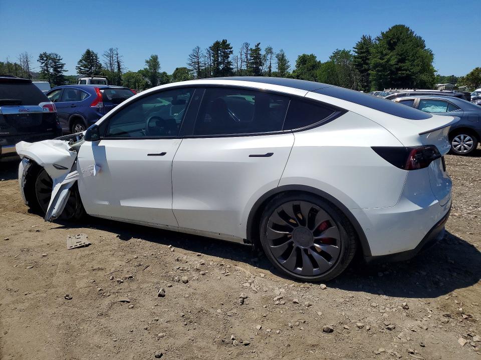 55814436 :رقم المزاد ، 7SAYGDEFXNF307271 vin ، 2022 Tesla Model Y مزاد بيع