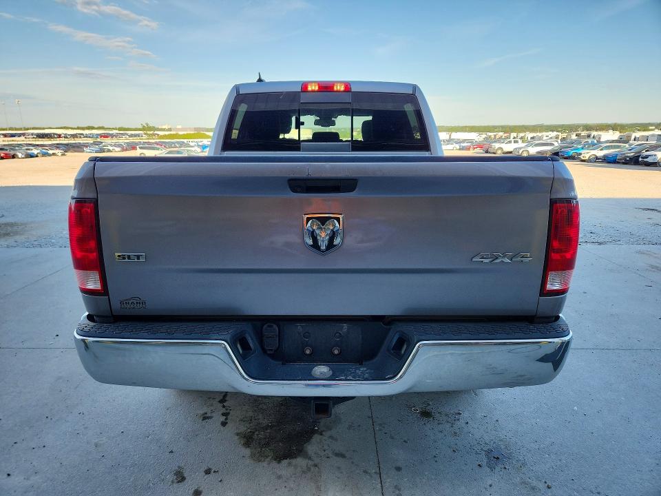 57252656 :رقم المزاد ، 1C6RR7LT0KS605775 vin ، 2019 Ram 1500 Classic مزاد بيع