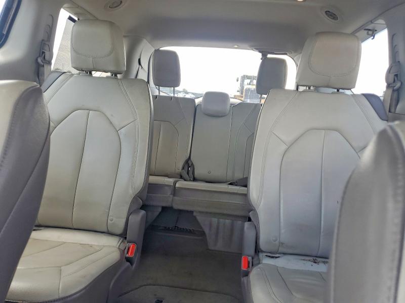 Продаж на аукціоні авто 2017 Chrysler Pacifica, vin: 2C4RC1BGXHR675645, номер лоту: 57684916