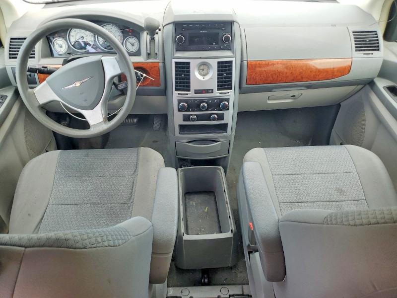 2009 Chrysler Town & Country მანქანა იყიდება აუქციონზე, vin: 2A8HR44E69R526800, აუქციონის ნომერი: 56860916