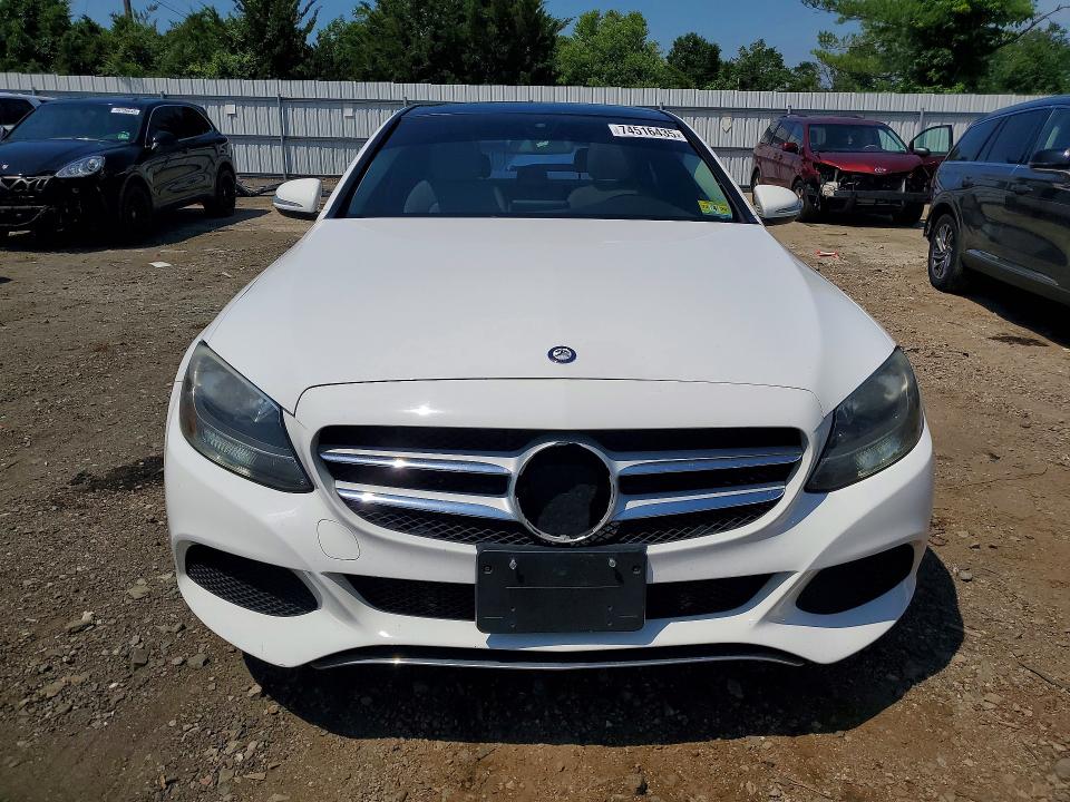 2015 Mercedes-benz C მანქანა იყიდება აუქციონზე, vin: 55SWF4KB3FU010531, აუქციონის ნომერი: 74516435