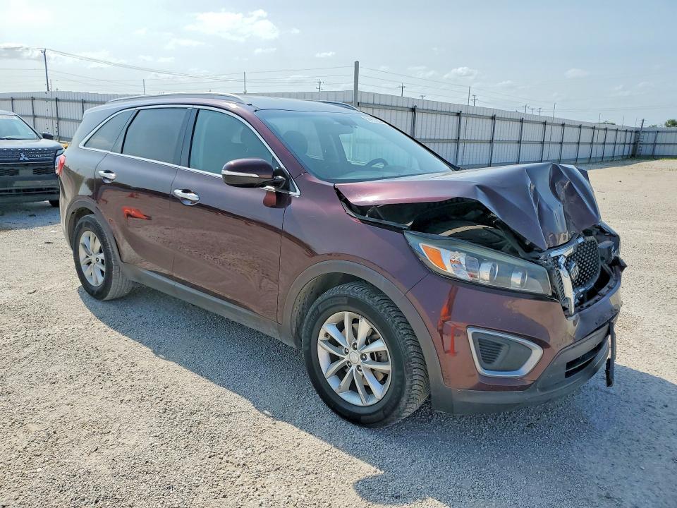 58957266 :رقم المزاد ، 5XYPG4A55JG351770 vin ، 2018 Kia Sorento مزاد بيع