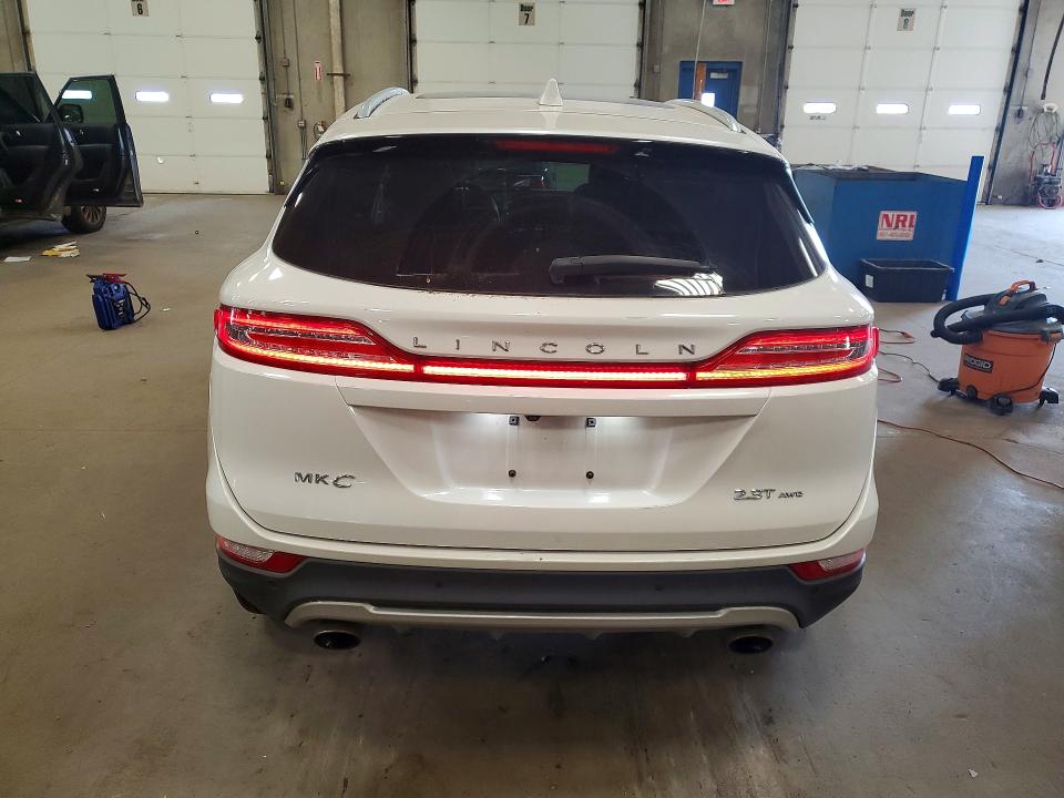 2017 Lincoln Mkc მანქანა იყიდება აუქციონზე, vin: 5LMTJ3DH6HUL46577, აუქციონის ნომერი: 56029446