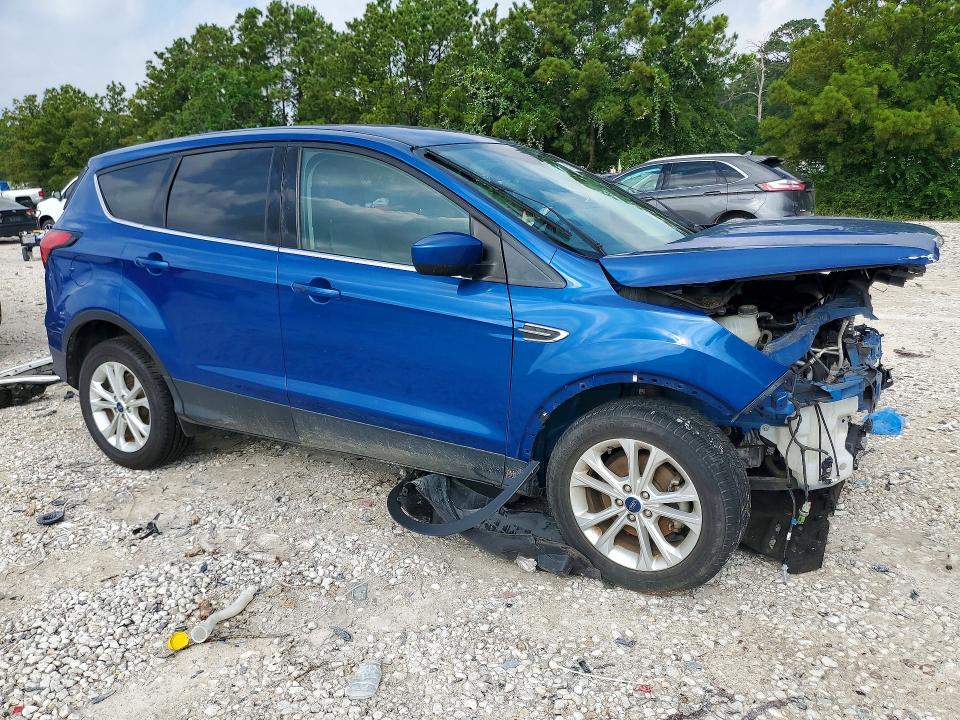 57160486 :رقم المزاد ، 1FMCU0GD0KUA71927 vin ، 2019 Ford Escape مزاد بيع