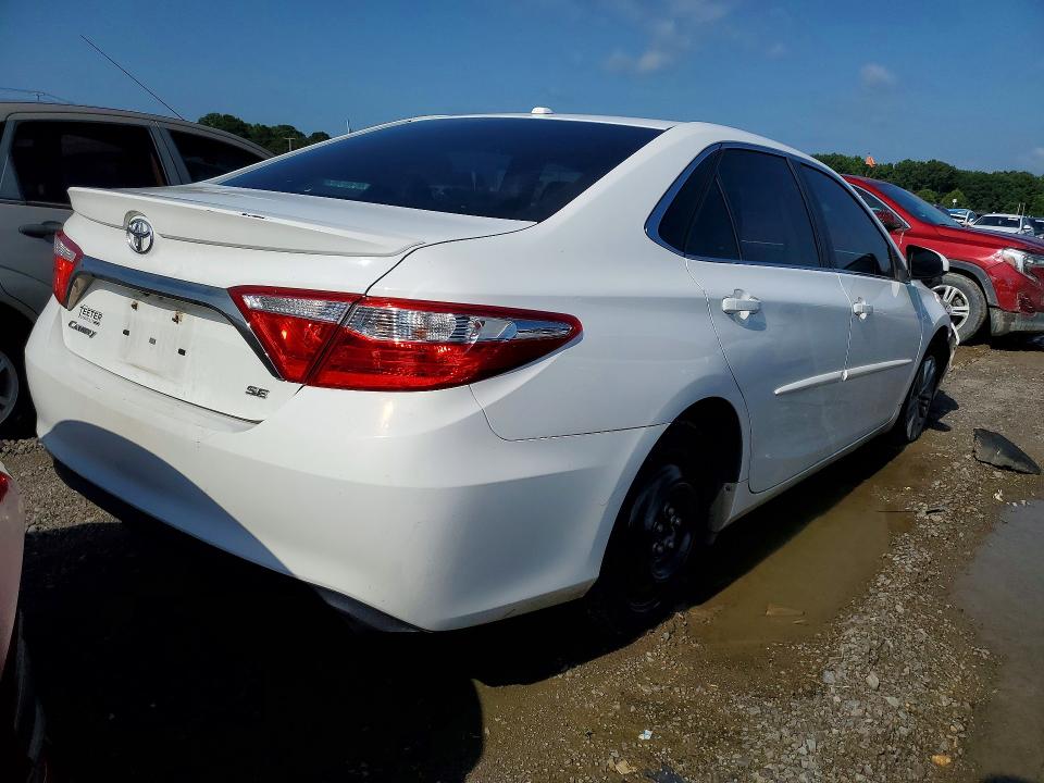 56604706 :رقم المزاد ، 4T1BF1FK0GU153370 vin ، 2016 Toyota Camry مزاد بيع