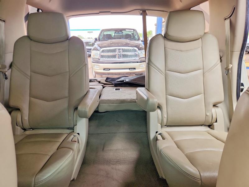 57196346 :رقم المزاد ، 1GYS4BKJ6FR244443 vin ، 2015 Cadillac Escalade مزاد بيع