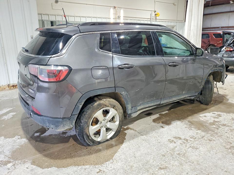 57887146 :رقم المزاد ، 3C4NJDBB2MT504468 vin ، 2021 Jeep Compass مزاد بيع