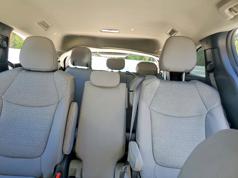 Продажа на аукционе авто 2025 Toyota Sienna, vin: 5TDKRKEC3SS279277, номер лота: 57362536