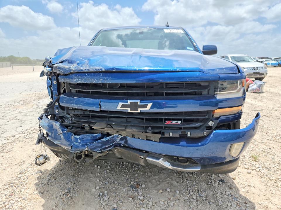 Продажа на аукционе авто 2017 Chevrolet Silverado, vin: 3GCUKREC3HG393132, номер лота: 58192946