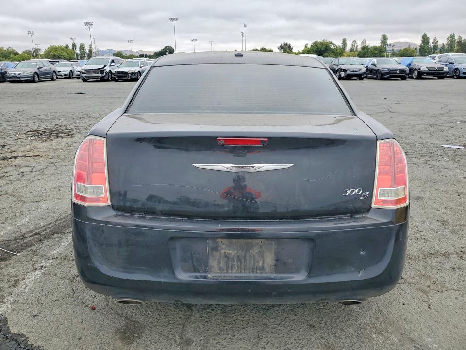 Auction sale of the 2014 Chrysler 300, vin: 2C3CCABGXEH136132, lot number: 58507756