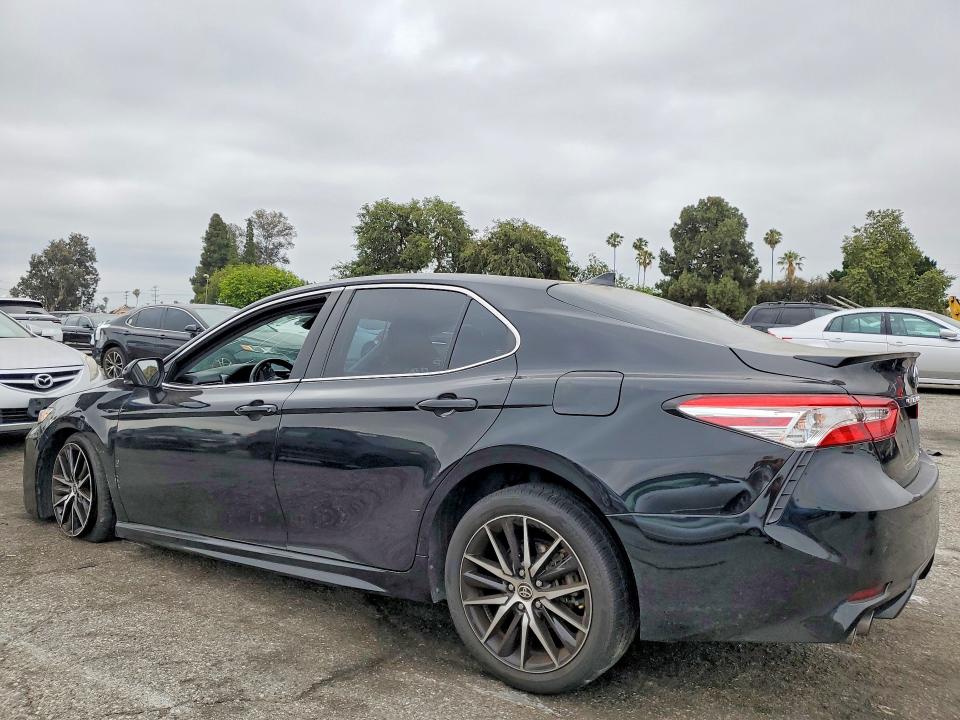 2020 Toyota Camry მანქანა იყიდება აუქციონზე, vin: 4T1J31AK3LU525547, აუქციონის ნომერი: 54992346