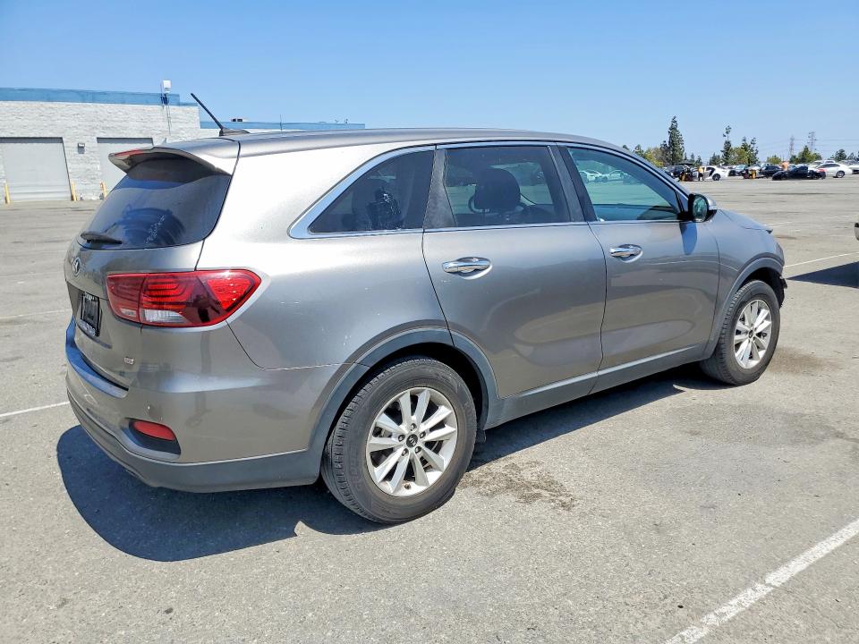 Продажа на аукционе авто 2019 Kia Sorento, vin: 5XYPG4A33KG449681, номер лота: 57898326