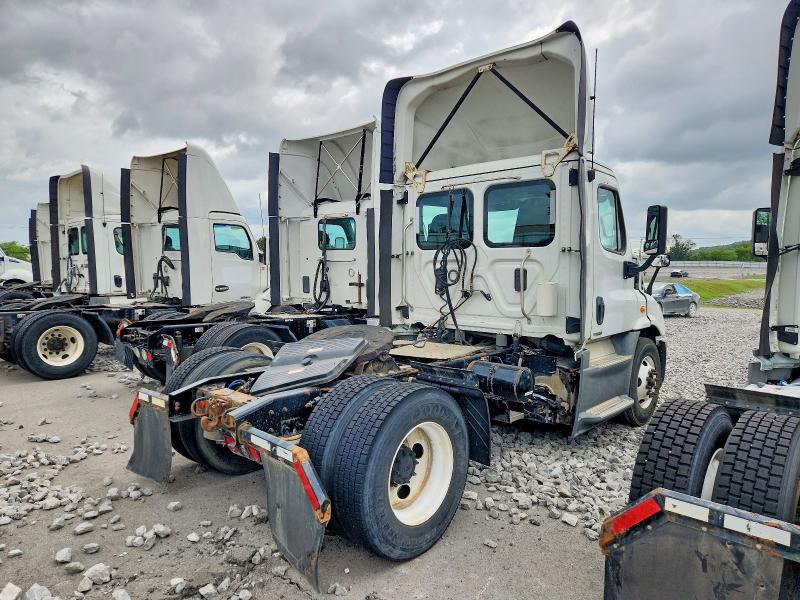 Продаж на аукціоні авто 2017 Freightliner Cascadia 113, vin: 3AKBGADV0HSJD0668, номер лоту: 54438276