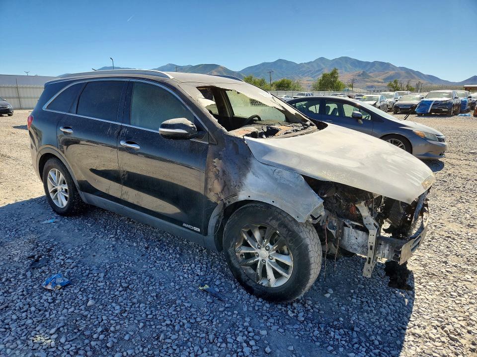 2016 Kia Sorento მანქანა იყიდება აუქციონზე, vin: 5XYPGDA54GG174167, აუქციონის ნომერი: 56963986
