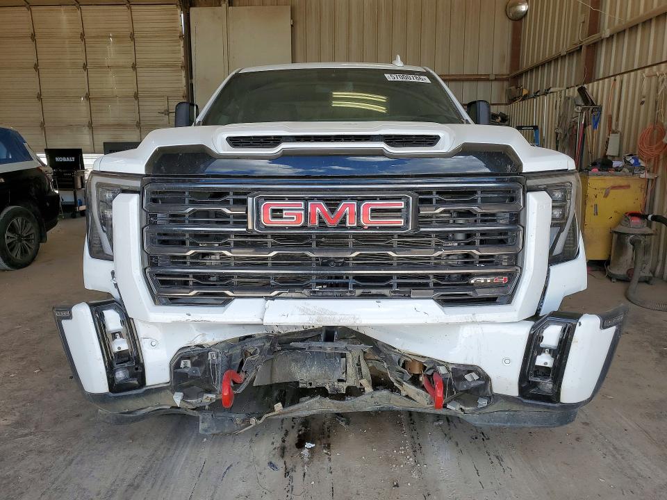 Продажа на аукционе авто 2026 Gmc Sierra, vin: 1GT4UPEY0TF210919, номер лота: 57000786