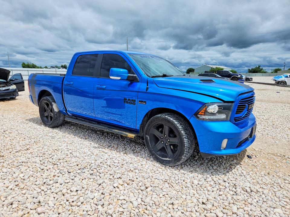 57365796 :رقم المزاد ، 1C6RR6MT8JS195668 vin ، 2018 Ram 1500 مزاد بيع