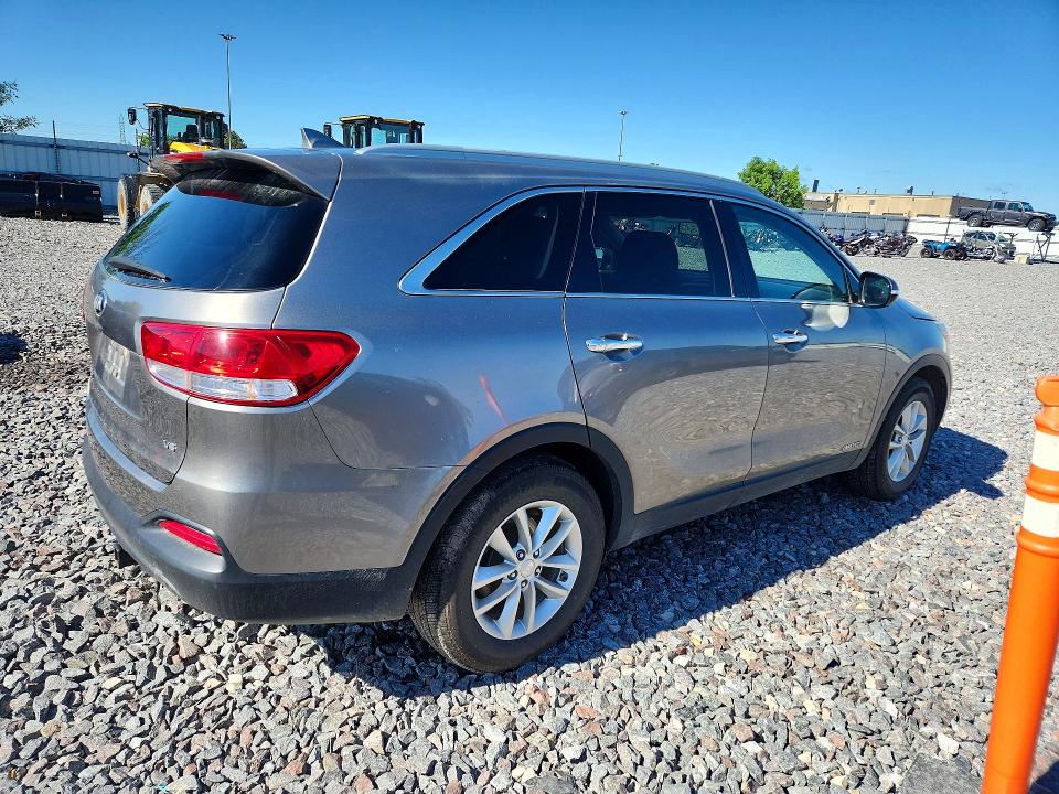 57207336 :رقم المزاد ، 5XYPGDA55GG063451 vin ، 2016 Kia Sorento مزاد بيع