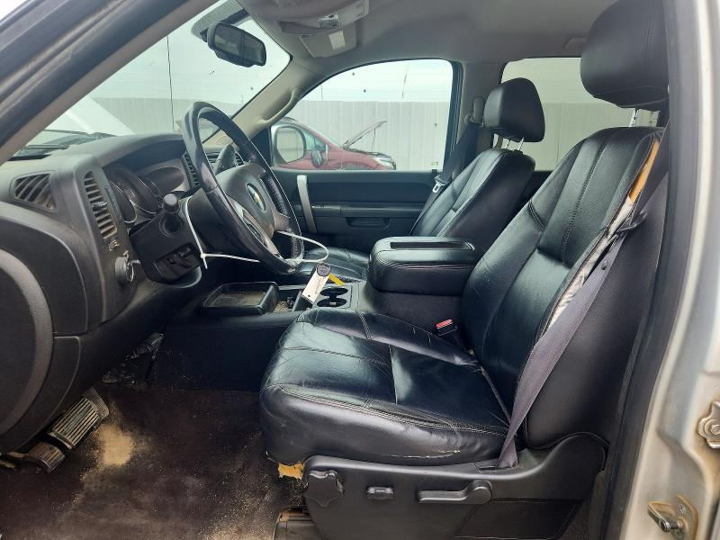 58398766 :رقم المزاد ، 3GCPKSE31BG223928 vin ، 2011 Chevrolet Silverado مزاد بيع