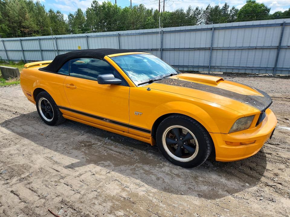 Продажа на аукционе авто 2008 Ford Mustang, vin: 1ZVHT85H285203085, номер лота: 57313506