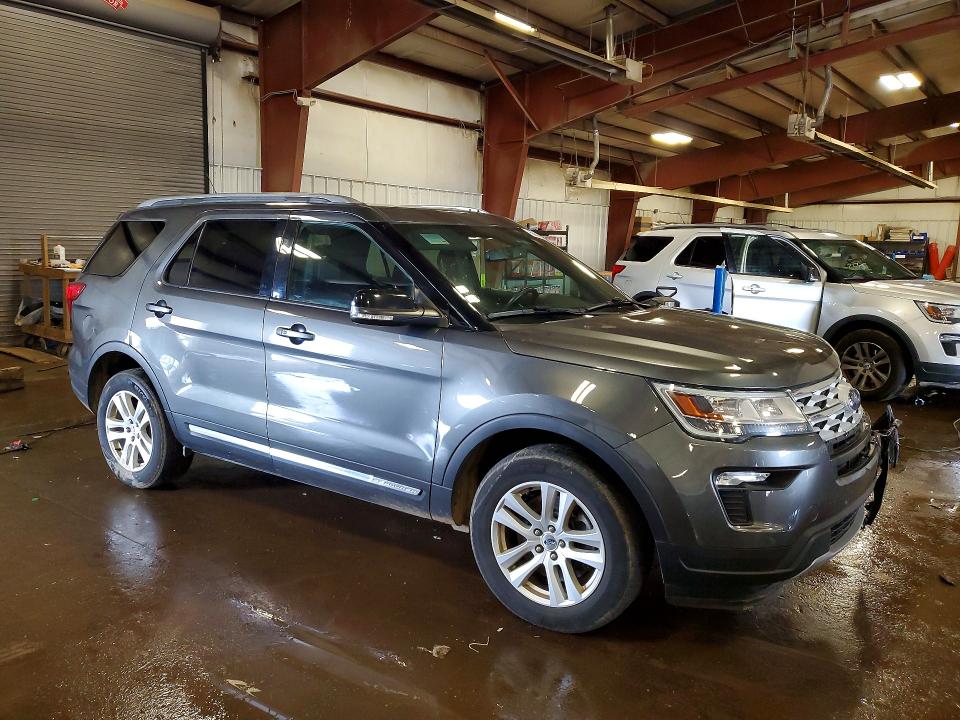 56614636 :رقم المزاد ، 1FM5K8D82JGC68194 vin ، 2018 Ford Explorer مزاد بيع