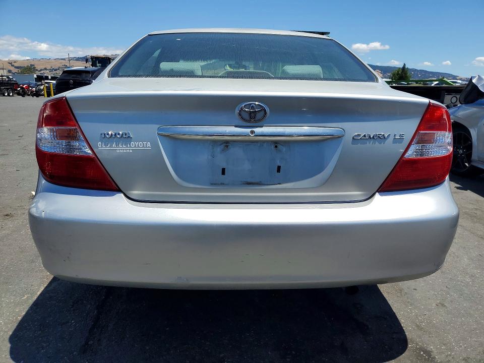 56716226 :رقم المزاد ، 4T1BE32K63U715643 vin ، 2003 Toyota Camry مزاد بيع