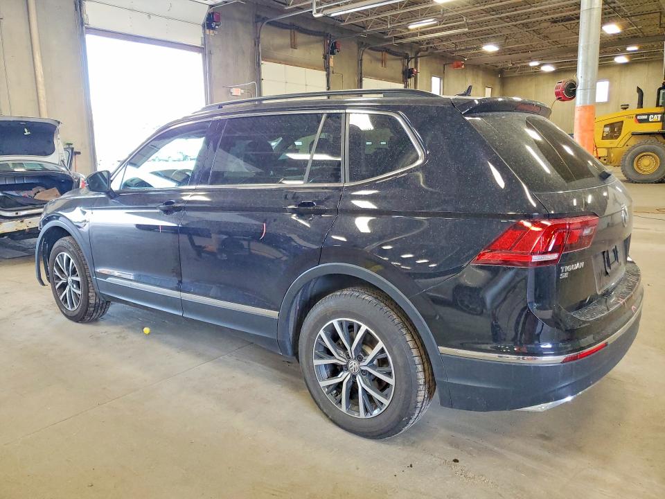 Продажа на аукционе авто 2018 Volkswagen Tiguan, vin: 3VV2B7AX3JM196989, номер лота: 57824996