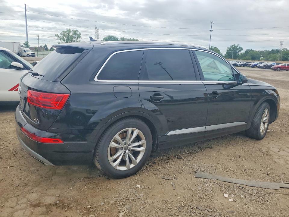 2017 Audi Q7 მანქანა იყიდება აუქციონზე, vin: WA1AAAF75HD004703, აუქციონის ნომერი: 57225766