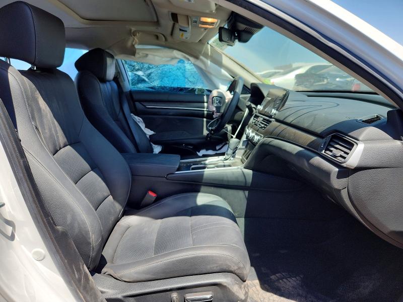 Продажа на аукционе авто 2022 Honda Accord, vin: 1HGCV1F52NA033544, номер лота: 55326806