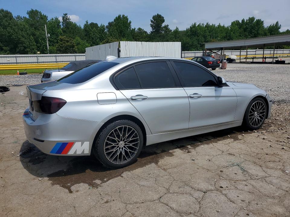 57949486 :رقم المزاد ، WBA3A5G51DNP25850 vin ، 2013 Bmw 328 مزاد بيع