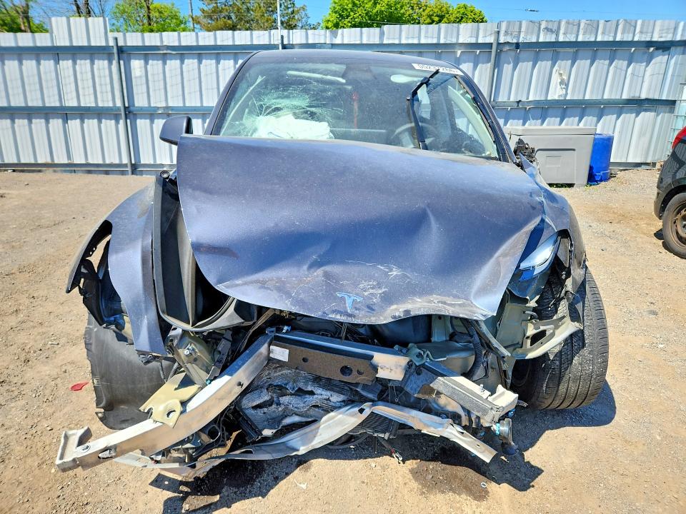 Продажа на аукционе авто 2023 Tesla Model Y, vin: LRWYGDEE4PC079298, номер лота: 55237266