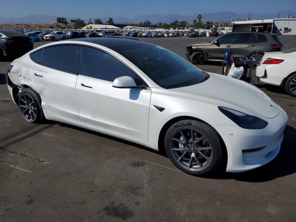 2023 Tesla Model 3 მანქანა იყიდება აუქციონზე, vin: 5YJ3E1EA2PF598366, აუქციონის ნომერი: 55030766