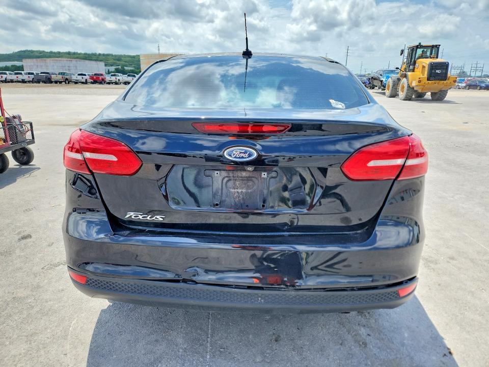 Продаж на аукціоні авто 2018 Ford Focus, vin: 1FADP3E2XJL311188, номер лоту: 58896546