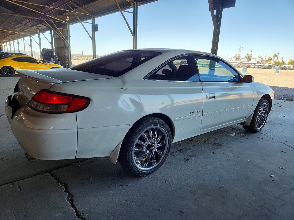 2000 Toyota Camry Solara მანქანა იყიდება აუქციონზე, vin: 2T1CF22P4YC310171, აუქციონის ნომერი: 57921546
