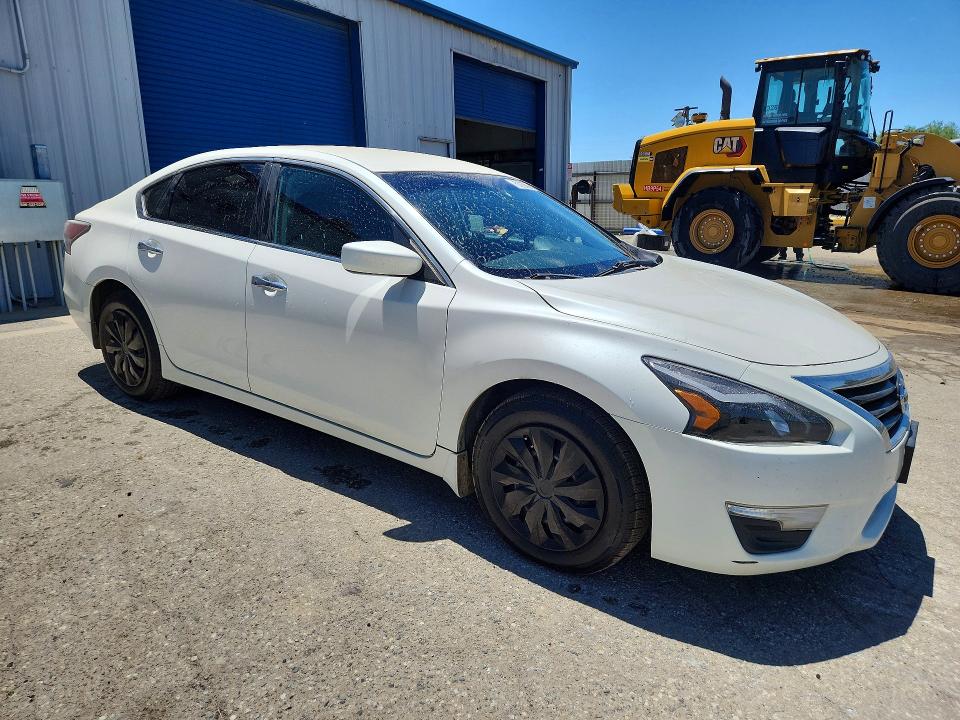 56356156 :رقم المزاد ، 1N4AL3AP7FC197464 vin ، 2015 Nissan Altima مزاد بيع
